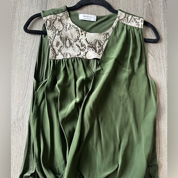 Green Bailey/44 shirt with faux snakeskin - Picture 1 of 3